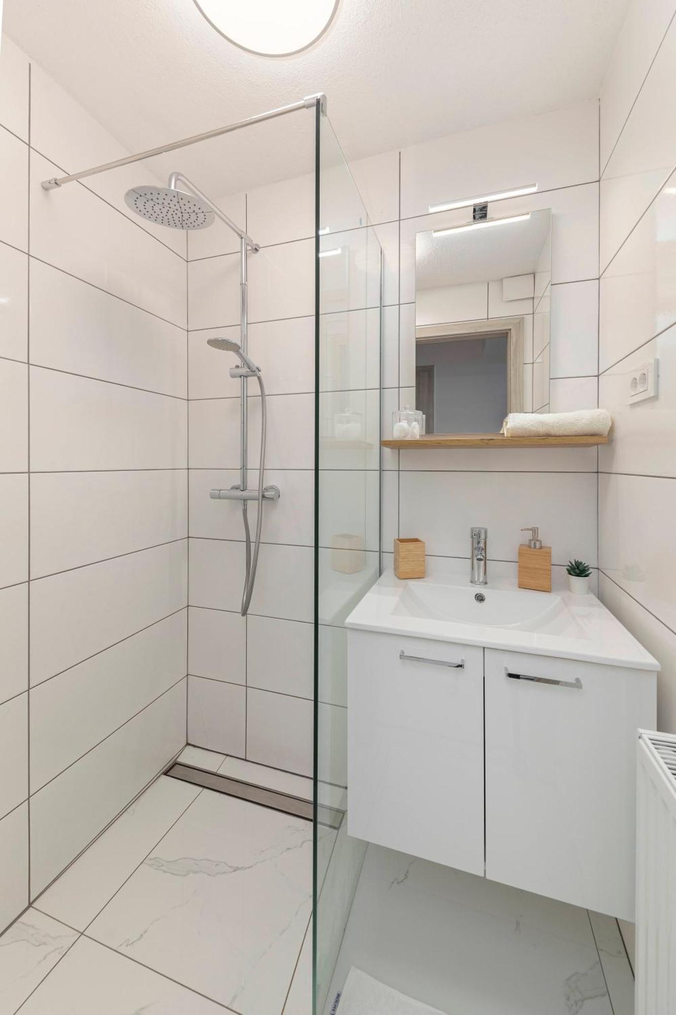Deluxe 55 Apartment